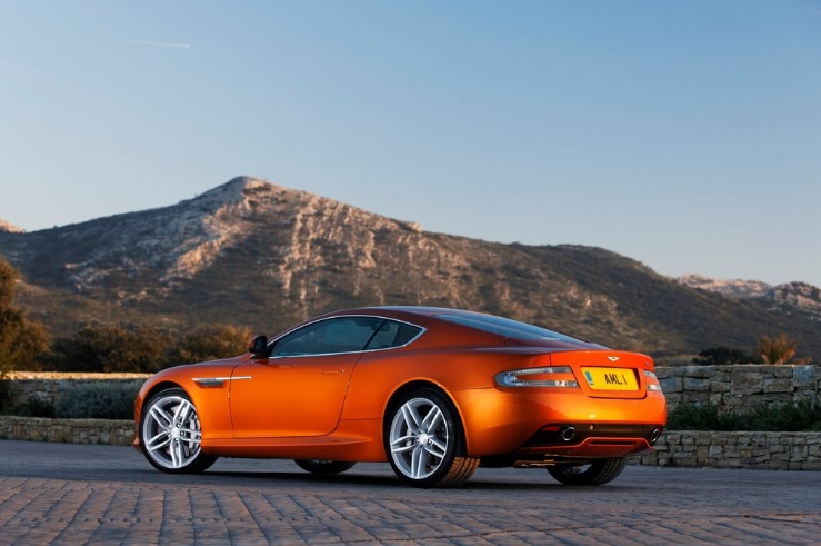 2013 Aston Martin Virage 6.0 490 HP Volante Touchtronic Özellikleri - arabayakit.com