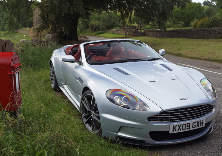 2013 Aston Martin DBS 6.0 517 HP Touchtronic AT