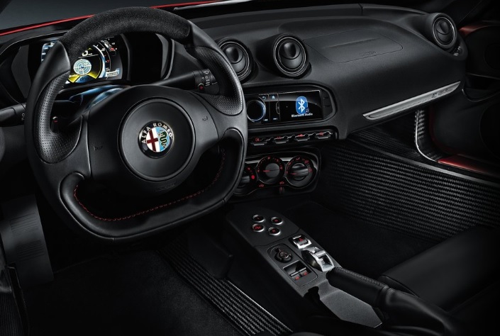 2017 Alfa Romeo 4C 1.8 240 HP Alfa Romeo TCT