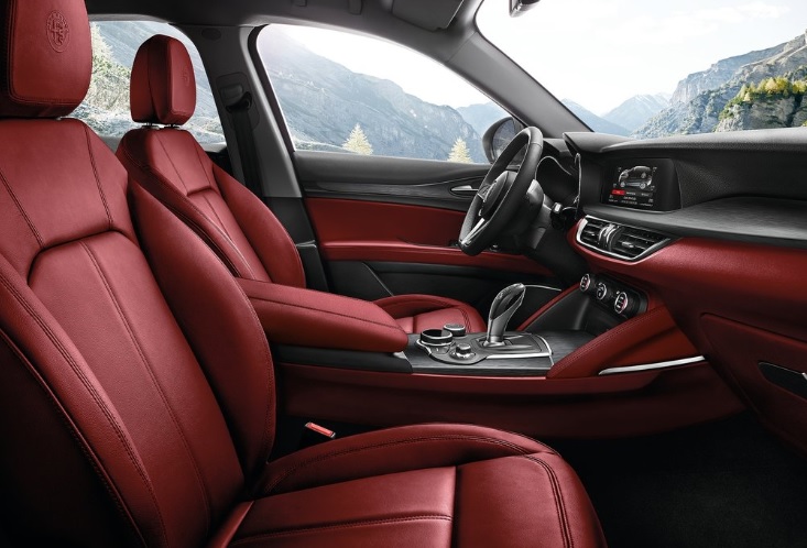 2020 Alfa Romeo Stelvio 2.0 4x4 280 HP Sprint AT