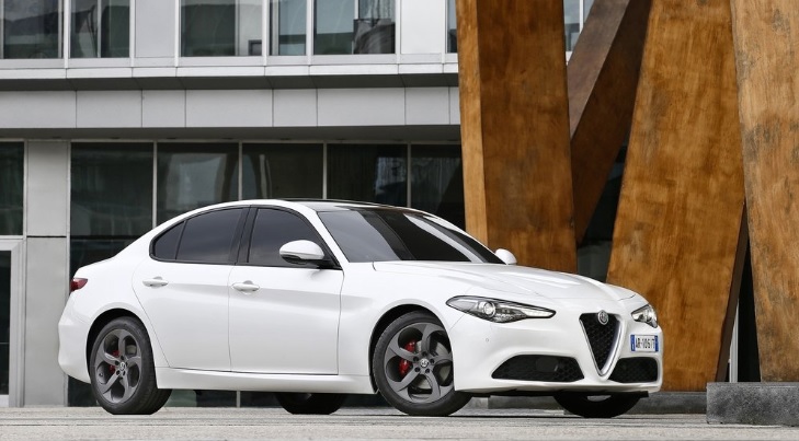 2020 Alfa Romeo Giulia 2.0 4x4 280 HP Veloce AT