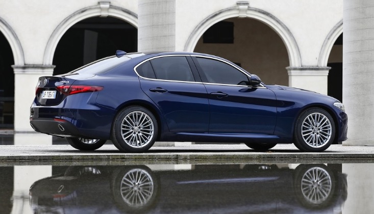 2020 Alfa Romeo Giulia 2.0 4x4 280 HP Veloce AT