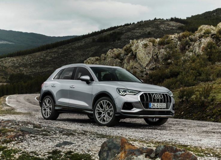 2023 Audi Q3 1.5 TFSI 150 HP S Line S-Tronic Özellikleri - arabayakit.com