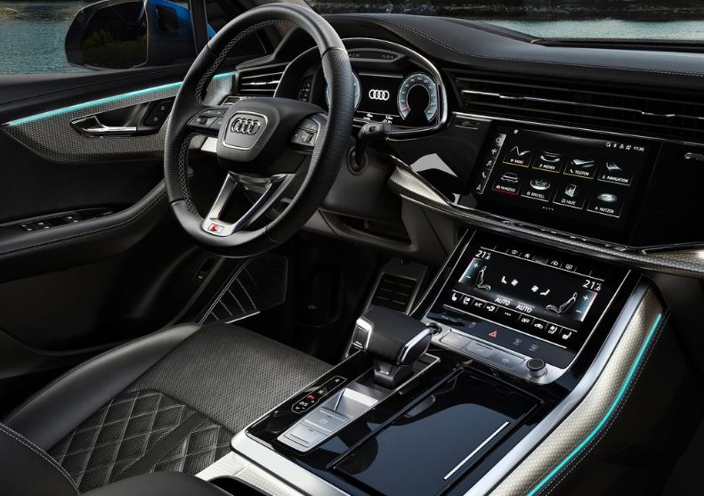 2025 Audi Q7 3.0 TFSI quattro 340 HP S Line Tiptronic Özellikleri - arabayakit.com
