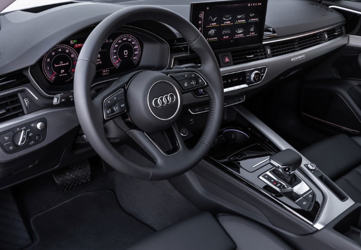 2022 Audi A4 2.0 TDI 204 HP Advanced S Tronic