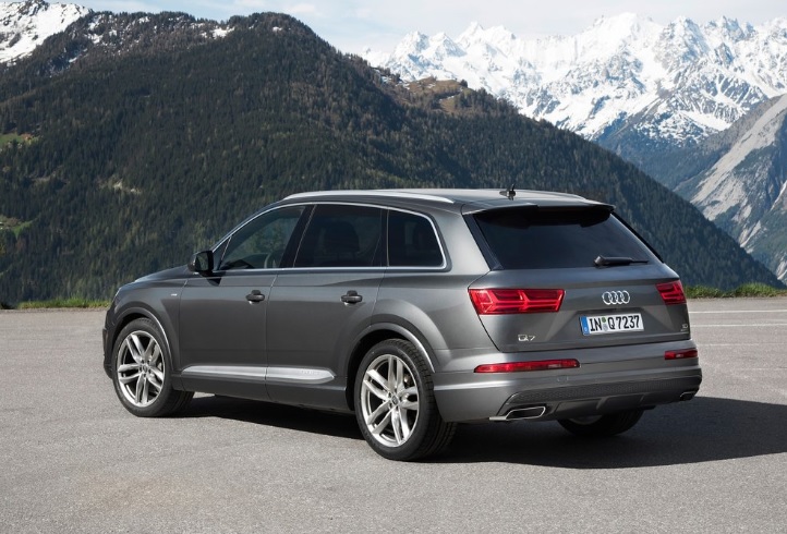 2022 Audi Q7 3.0 TDI quattro 286 HP S Line Tiptronic