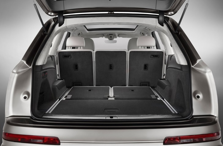 2022 Audi Q7 3.0 TDI quattro 286 HP S Line Tiptronic