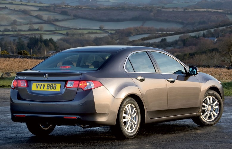 2014 Honda Accord 2.0 156 HP Executive AT