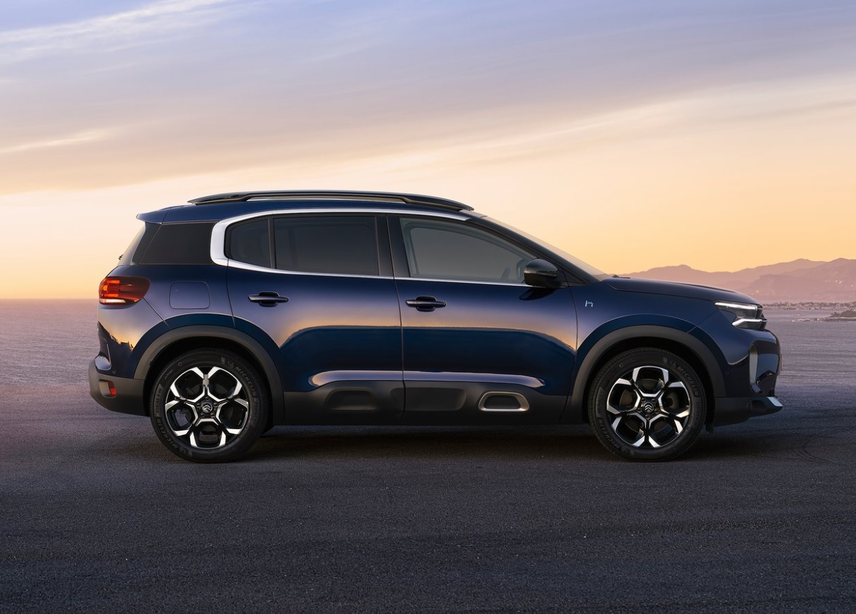 2023 Citroen C5 Aircross 1.5 BlueHDI 130 HP Shine EAT8 Özellikleri - arabayakit.com