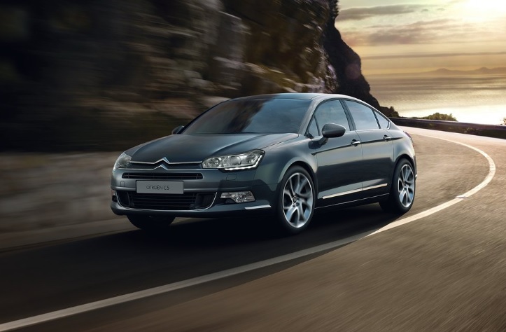 2015 Citroen C5 1.6 eHDi 115 HP Executive MCP Özellikleri - arabayakit.com