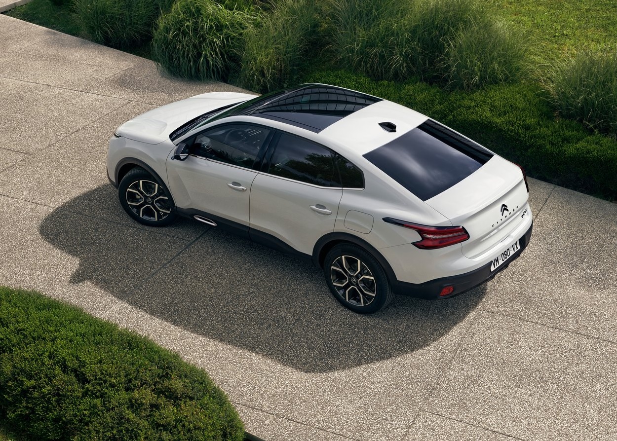 2022 Citroen C4 X 1.2 PureTech 130 HP Feel Bold EAT Özellikleri - arabayakit.com