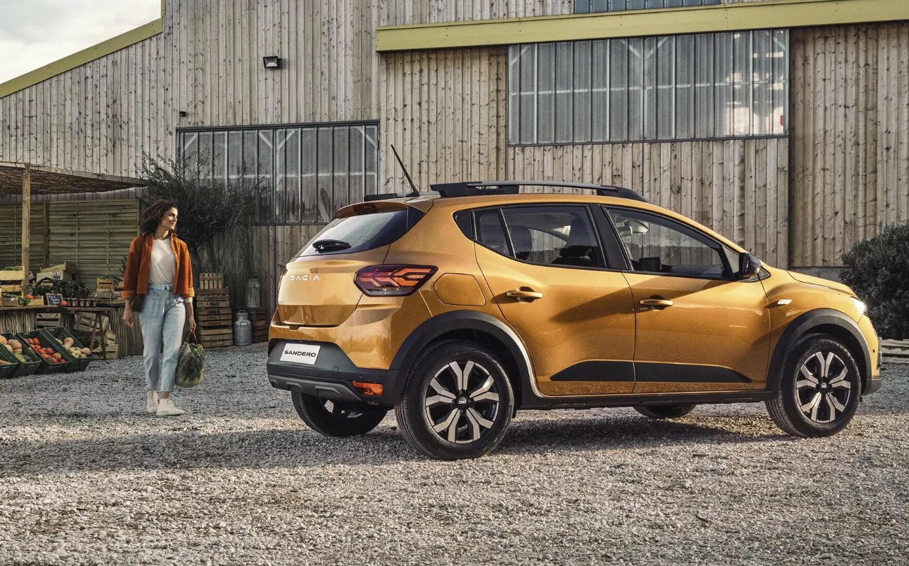 2025 Dacia Sandero Stepway 1.0 Turbo 90 HP Expression CVT Özellikleri - arabayakit.com