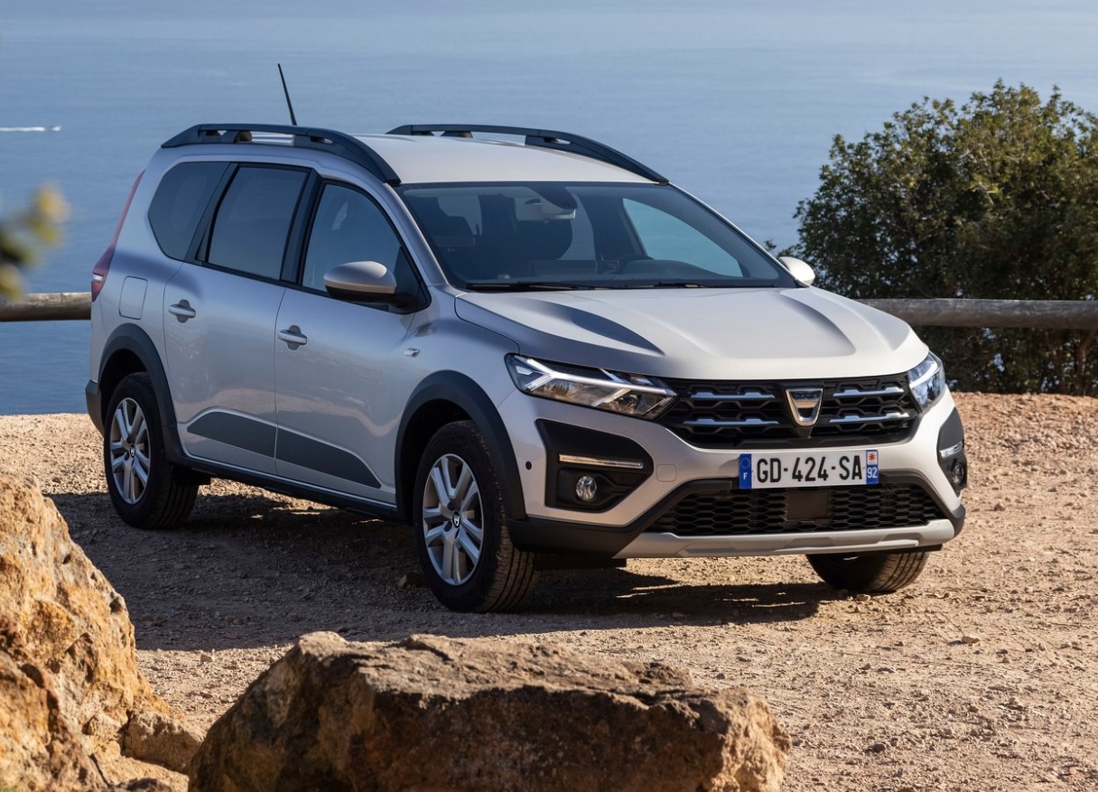 2022 Dacia Jogger 1.0 ECO 100 HP Essential Manuel Özellikleri - arabayakit.com