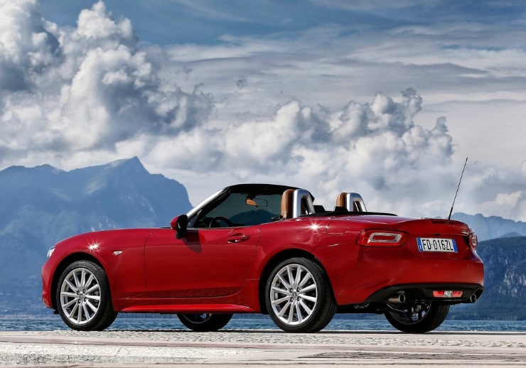 2018 Fiat 124 Spider 1.4 140 HP Classica Manuel Özellikleri - arabayakit.com
