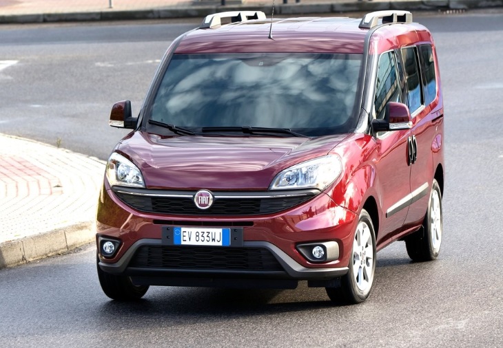 2021 Fiat Doblo Combi 1.6 Multijet 120 HP Easy Manuel Özellikleri - arabayakit.com