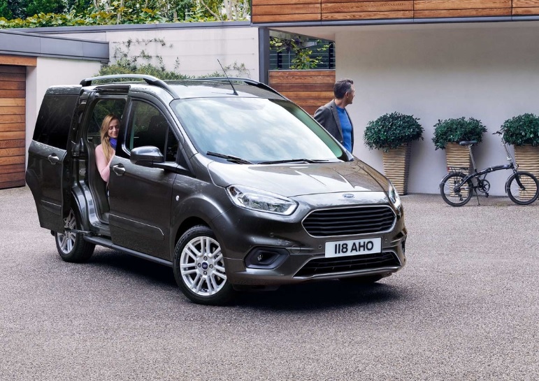 2020 Ford Tourneo Courier 1.5 TDCi 100 HP Blackline Manuel Özellikleri - arabayakit.com