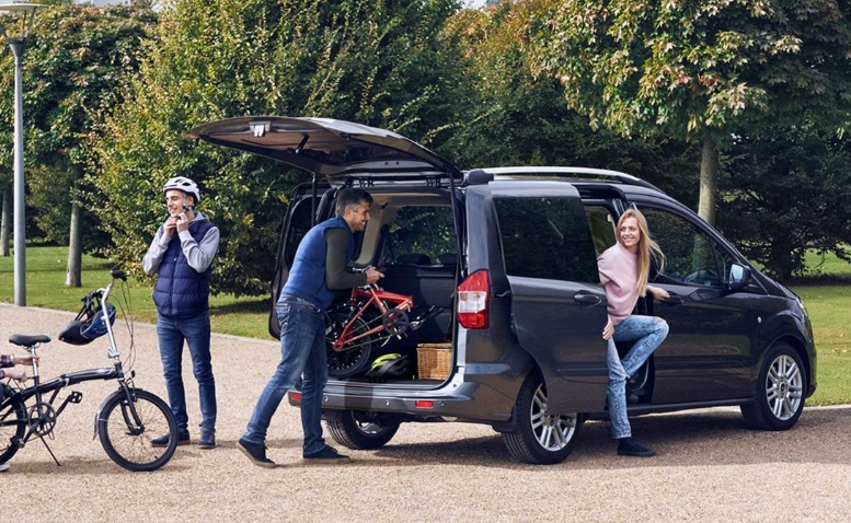 2020 Ford Tourneo Courier 1.5 TDCi 100 HP Blackline Manuel
