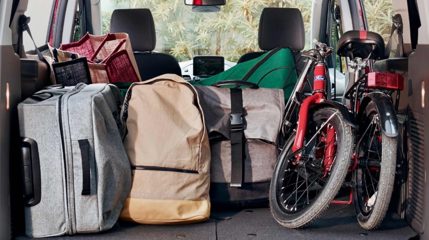 2020 Ford Tourneo Connect 1.5 EcoBlue 120 HP Titanium Otomatik Özellikleri - arabayakit.com