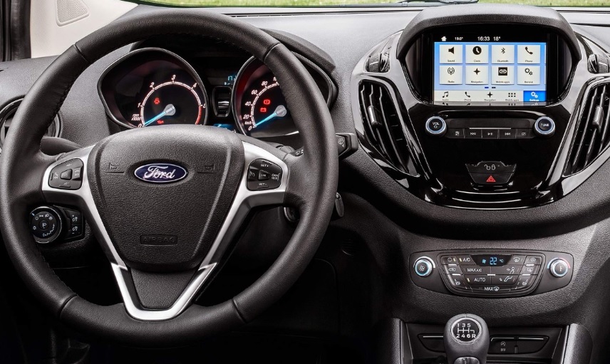 2019 Ford Tourneo Courier 1.5 TDCi 95 HP Titanium Manuel
