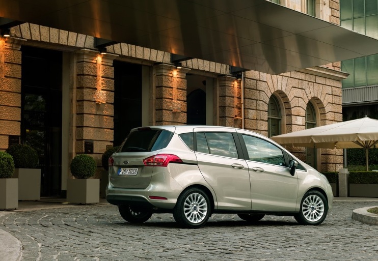 2017 Ford B-Max 1.6i 105 HP Titanium PowerShift Özellikleri - arabayakit.com