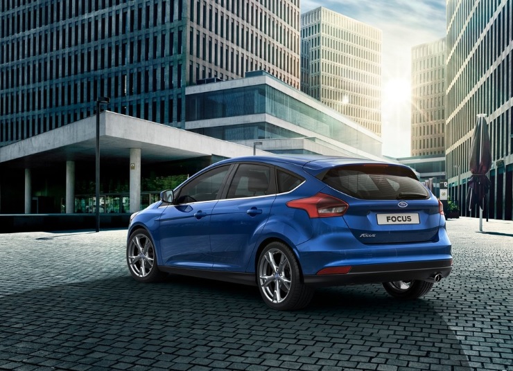2016 Ford Focus HB 1.6 TDCi 115 HP Titanium Manuel Özellikleri - arabayakit.com