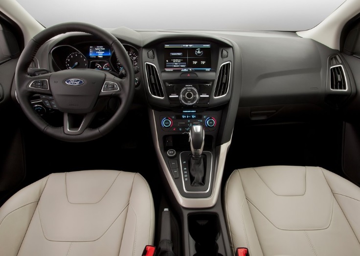 2015 Ford Focus 1.6i 125 HP Titanium Manuel