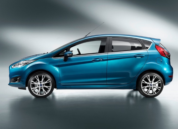 2015 Ford Fiesta 1.6i 105 HP Trend PowerShift Özellikleri - arabayakit.com