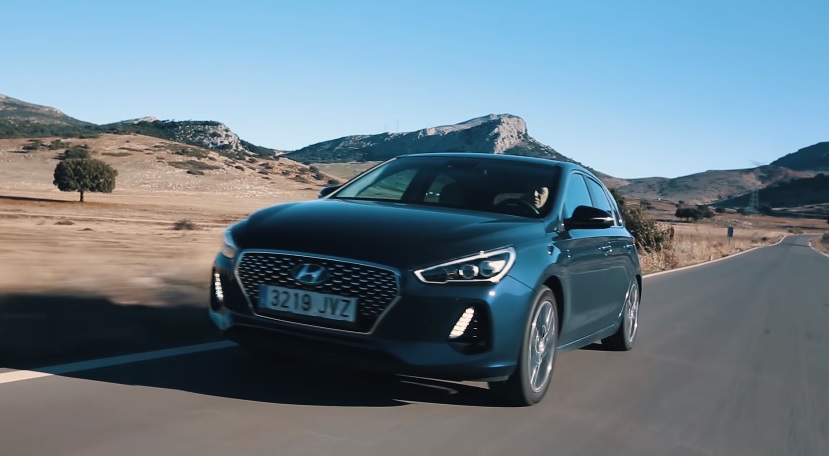 2018 Hyundai i30 1.6 CRDi 136 HP Style Manuel Özellikleri - arabayakit.com