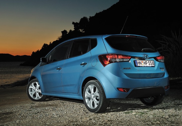 2014 Hyundai ix20 1.4 CRDi 90 HP Prime Manuel Özellikleri - arabayakit.com