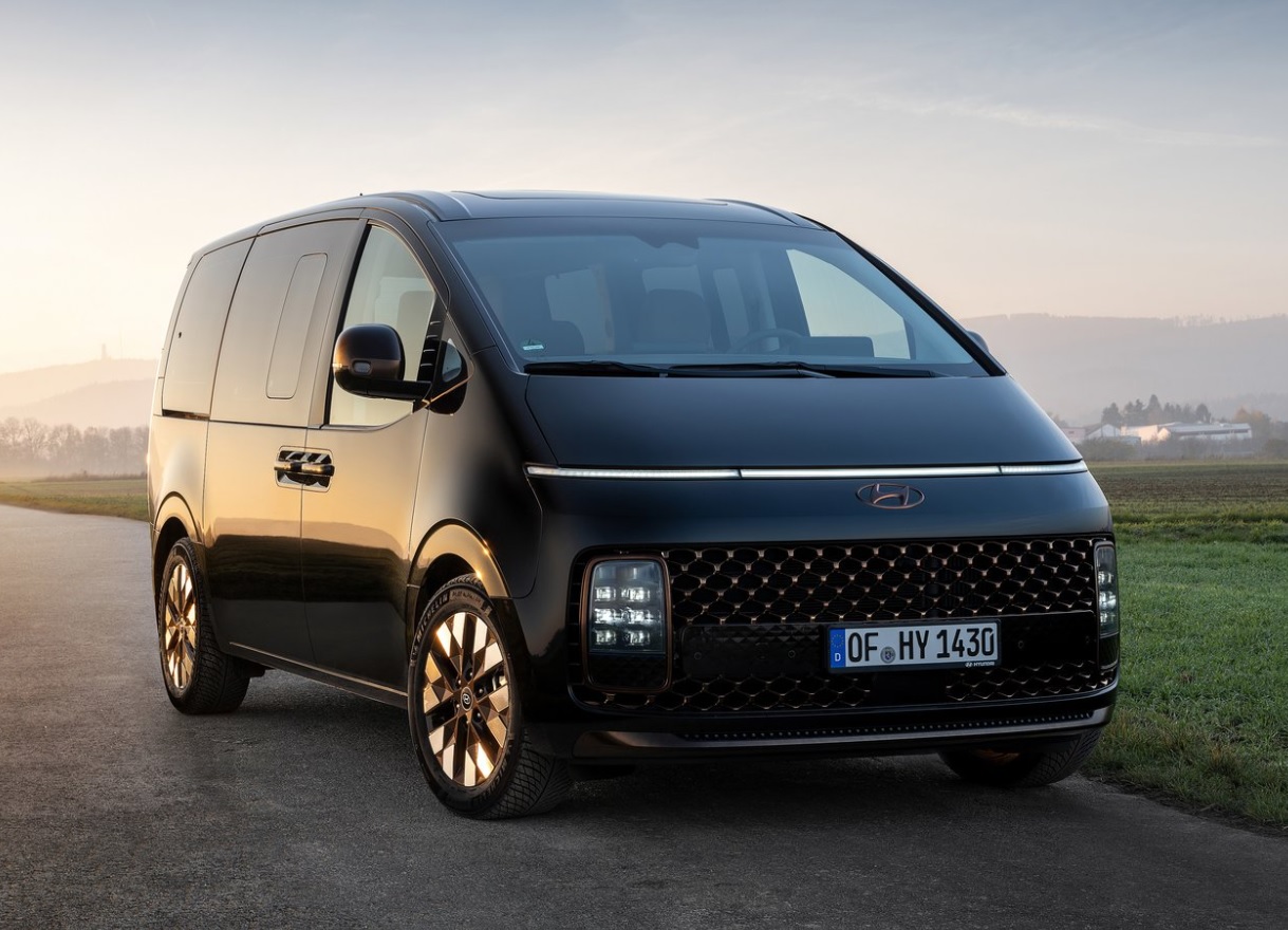 2022 Hyundai Staria 2.2 CRDi 177 HP Prime AT