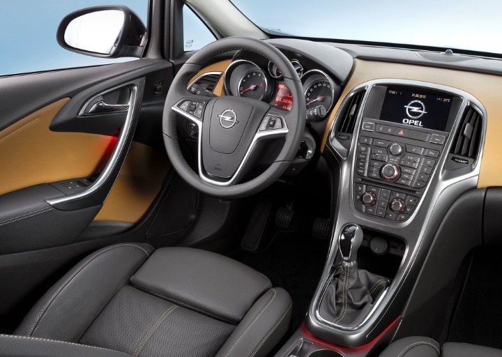 2016 Opel Astra Sedan 1.4 140 HP Design AT