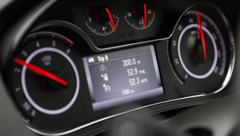 2016 Opel Insignia 1.6 CDTI 136 HP Sport Otomatik