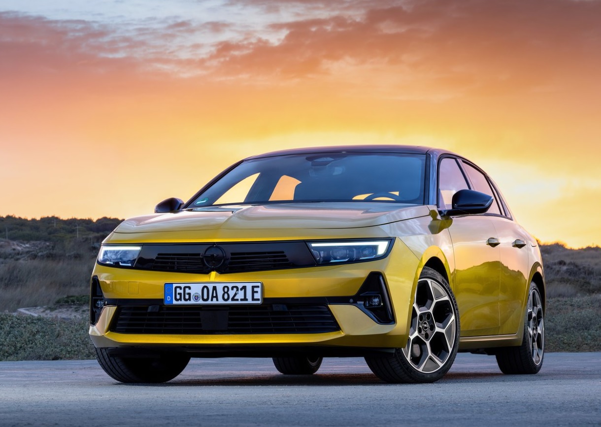 2023 Opel Astra 1.2 Turbo 130 HP Elegance AT