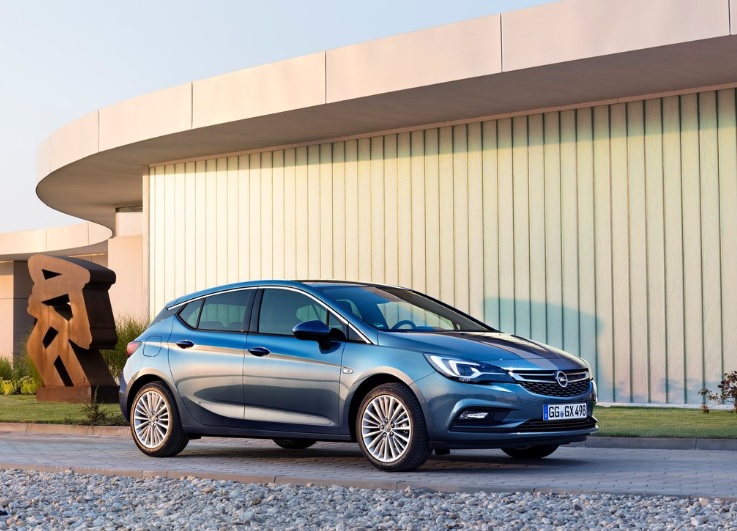2018 Opel Astra 1.4 150 HP Black Edition AT