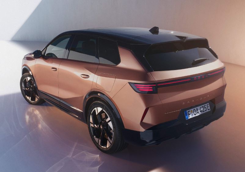 2025 Opel Grandland 1.2 Hybrid 136 Beygir GS eDCT Teknik Verileri