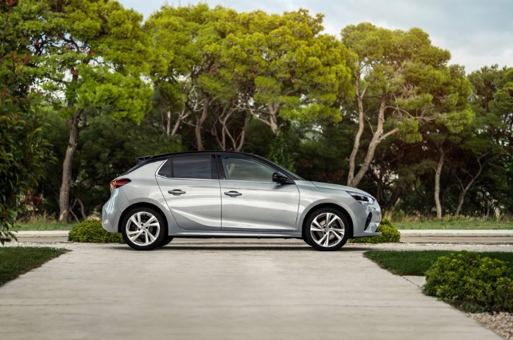 2021 Opel Corsa 1.2 75 HP Elegance Manuel