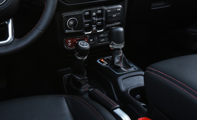 2023 Jeep Wrangler 2.0 272 HP Rubicon AT Özellikleri - arabayakit.com