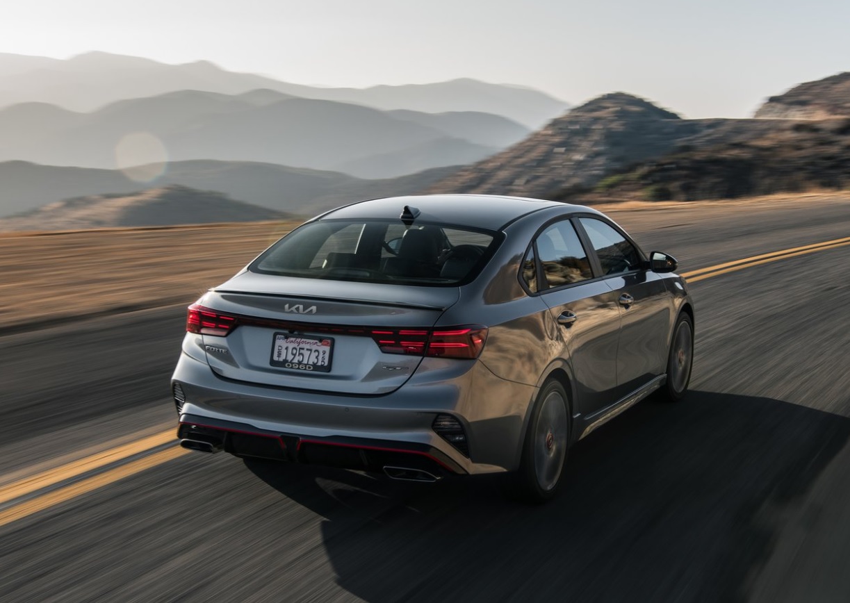 2022 Kia Cerato 1.6 MPI 128 HP Elegance AT