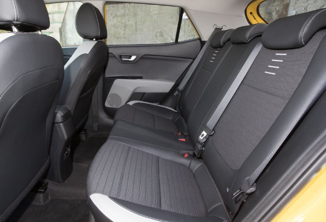 2021 Kia Stonic 1.2 84 HP Cool Manuel