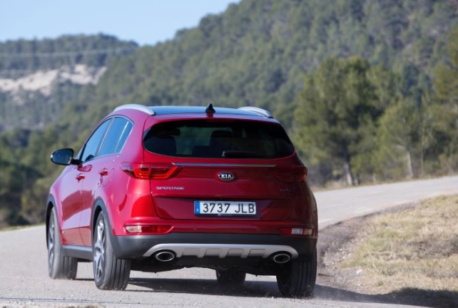 2018 Kia Sportage 1.6 132 HP Elegance AT Özellikleri - arabayakit.com