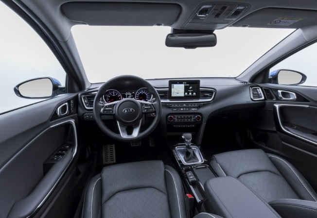 2019 Kia Ceed 1.4 140 HP Elegance DCT