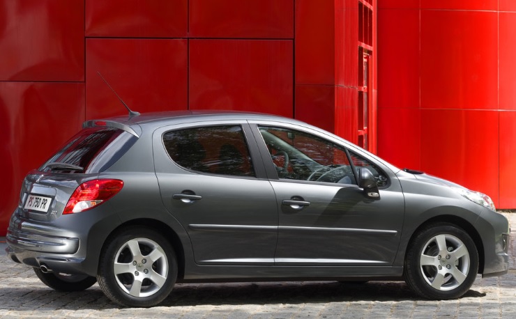 2012 Peugeot 207 1.4 75 HP Access Manuel