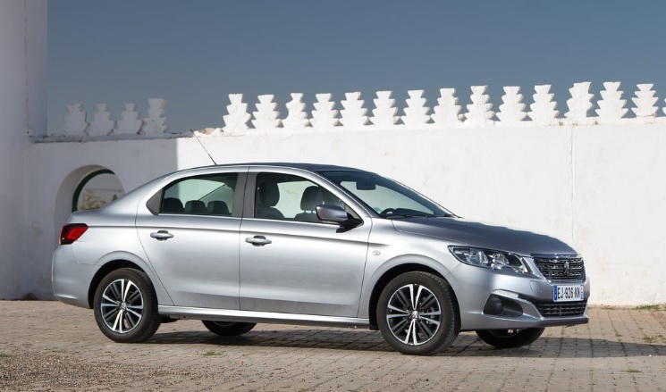 2017 Peugeot 301 1.2 PureTech 82 HP Access Manuel