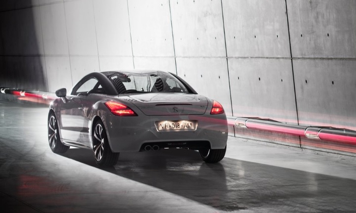 2015 Peugeot RCZ 1.6 156 HP Evolution Manuel