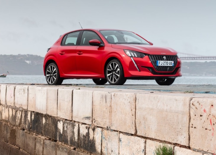 2021 Peugeot 208 1.2 PureTech 130 HP Allure AT