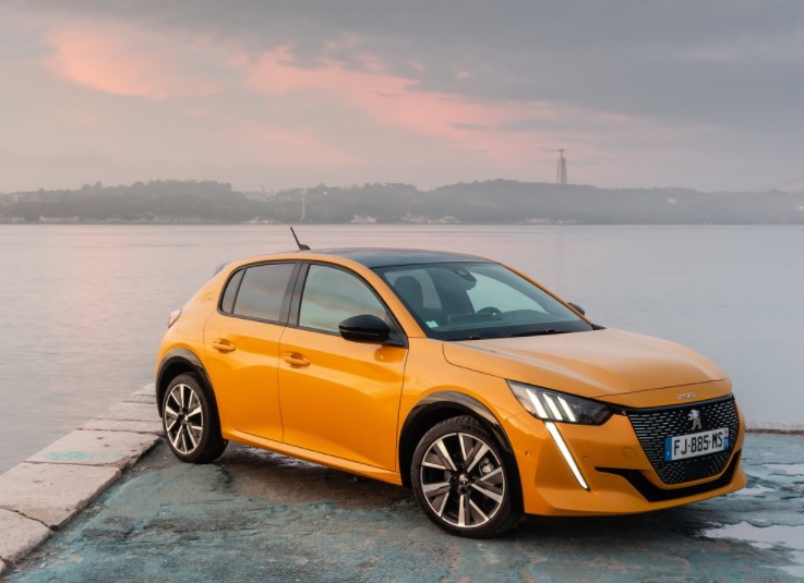 2021 Peugeot 208 1.2 PureTech 130 HP Allure AT