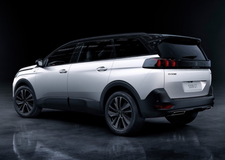 2022 Peugeot 5008 1.5 BlueHDi 130 HP GT EAT8