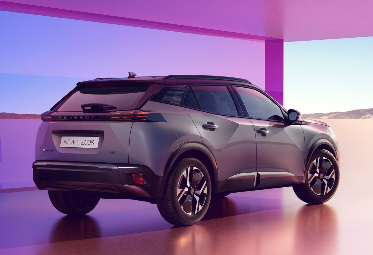 2025 Peugeot 2008 1.2 PureTech Allure 2025 Peugeot 2008 1.2 PureTech 130 Beygir Allure EAT8 Teknik Verileri