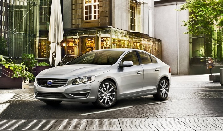 2017 Volvo S60 1.5 T3 152 HP Advance Geartronic Özellikleri - arabayakit.com