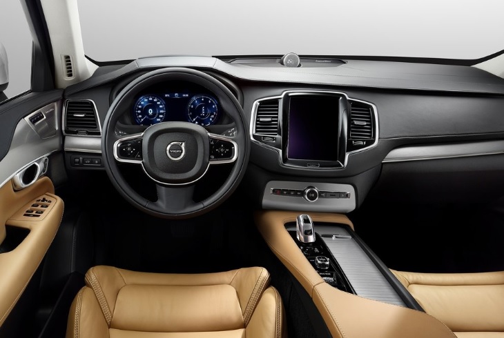 2018 Volvo XC90 2.0 T8 320 HP R-Design AT